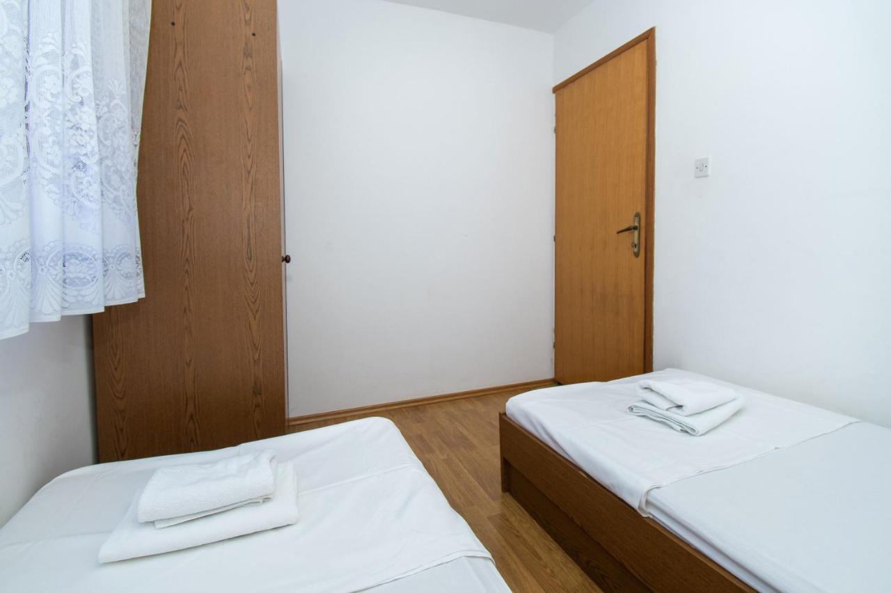 Apartment Niko *
